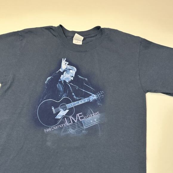 Neil Diamond Live Shirt Mens Size Medium Blue Classic Rock Band Tee - Picture 4 of 12